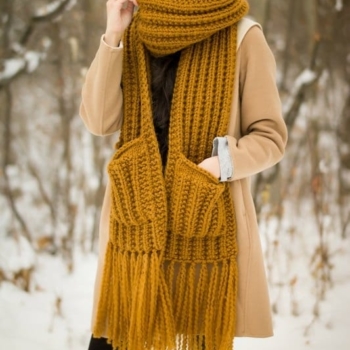Chunky Scarf with Knit Pattern houz